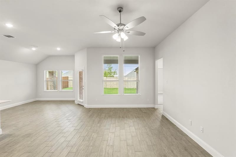 121 Whistling Duck Drive, Balch Springs TX 75181 - Photo 16