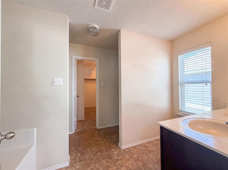 9201 Benevolent Court, Providence Village TX 76227 - Photo 15