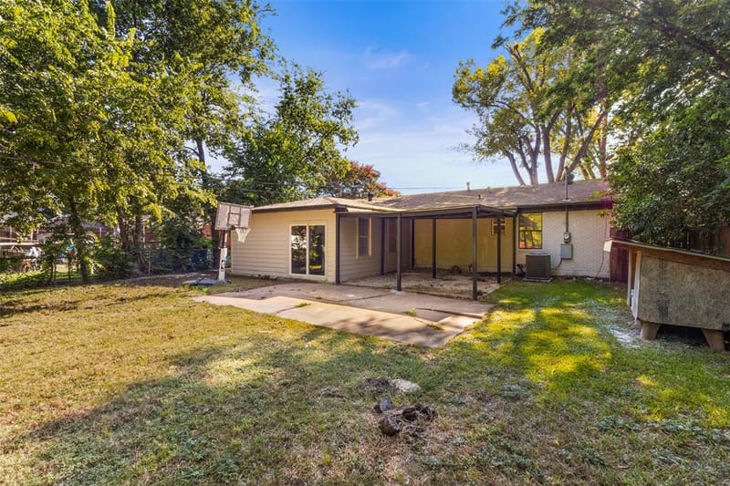 8719 Freeport Drive, Dallas TX 75228 - Photo 27
