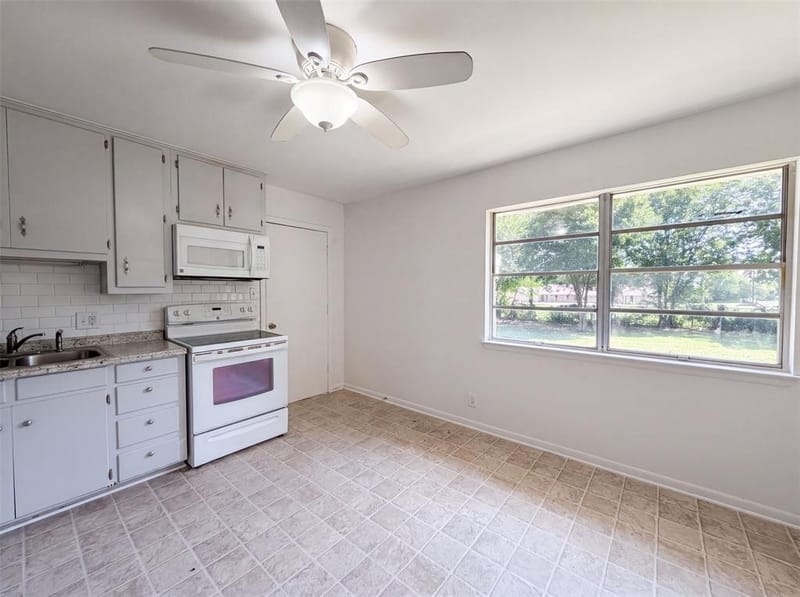 1213 S Ridgeway Drive, Cleburne TX 76033 - Photo 6