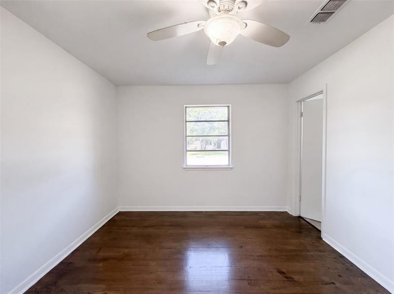 1213 S Ridgeway Drive, Cleburne TX 76033 - Photo 14