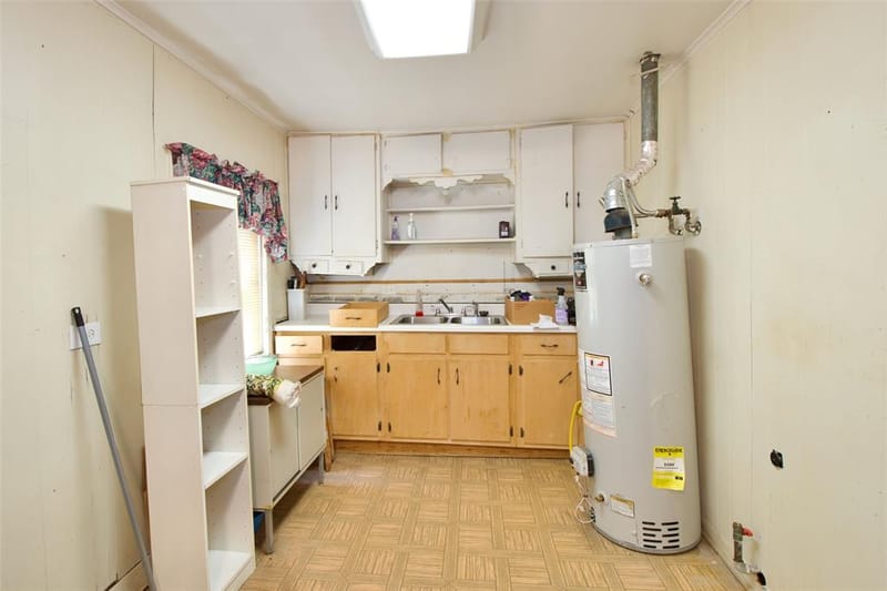 2015 N 12th Street, Waco TX 76708 - Photo 14