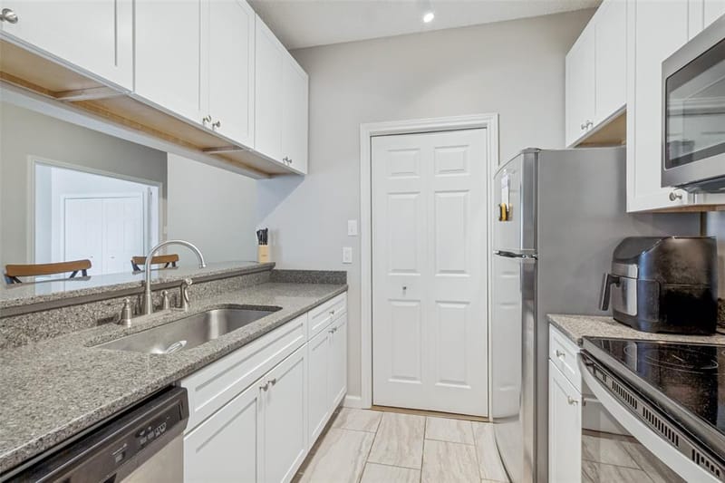 7340 Skillman Street # 702, Dallas TX 75231 - Photo 7