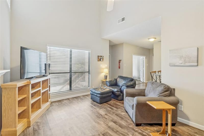 7340 Skillman Street # 702, Dallas TX 75231 - Photo 4