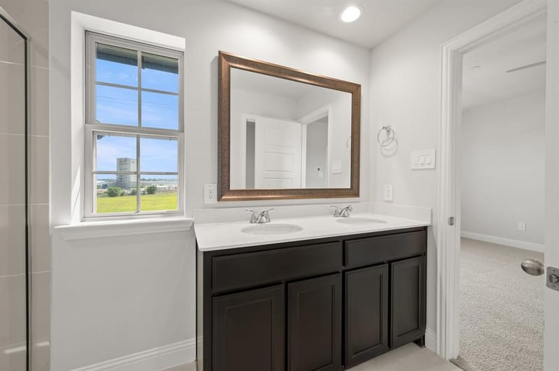 656 Sandiford Court, Mansfield TX 76063 - Photo 9