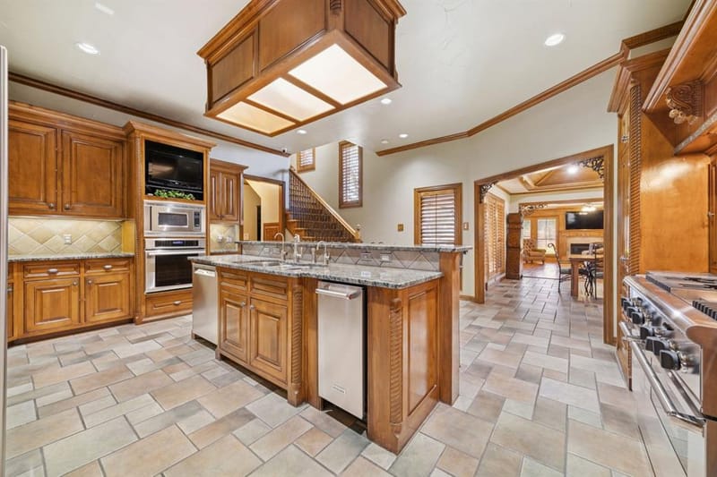 201 Oakwood Drive, Lancaster TX 75146 - Photo 22