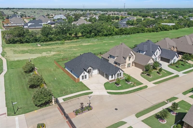 7203 Harris Place, Arlington TX 76001 - Photo 33