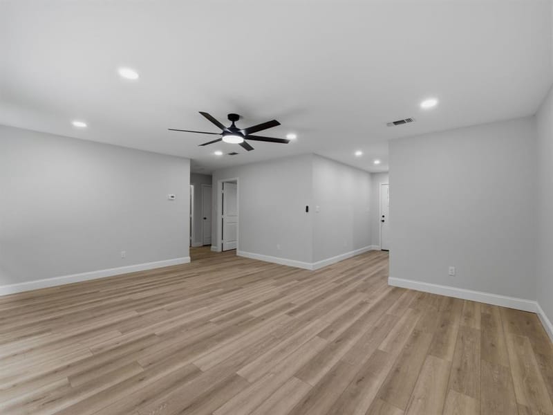 105 E Foggle Street, Athens TX 75751 - Photo 15