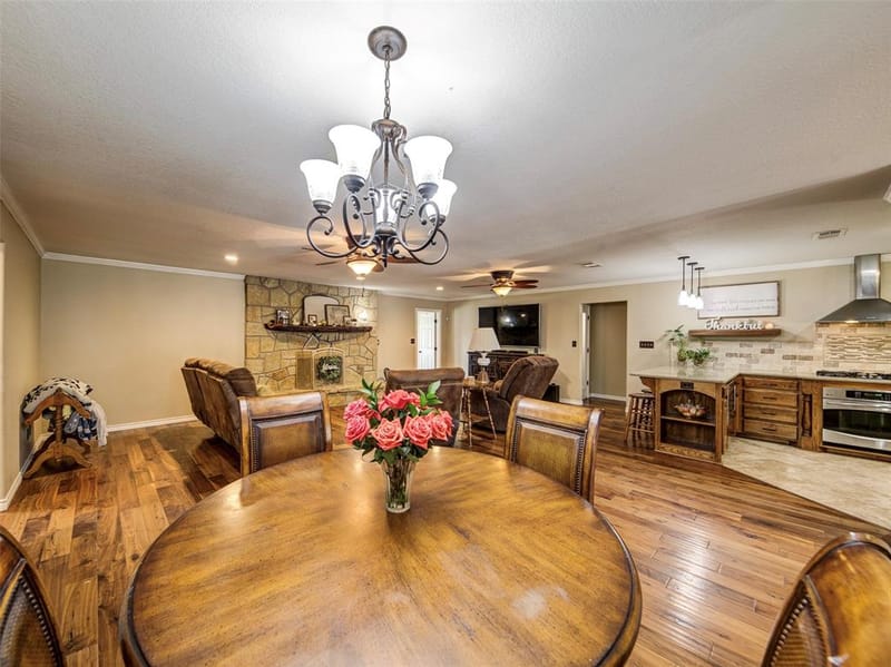 405 N Wickham Street, Alvord TX 76225 - Photo 7