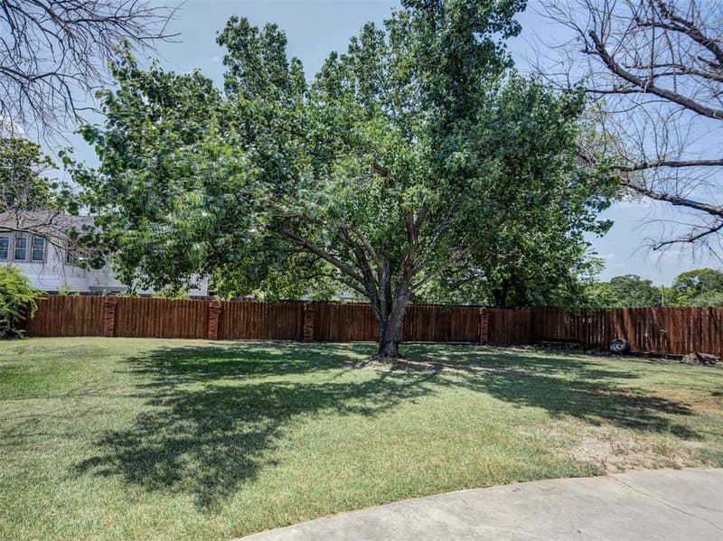 405 N Wickham Street, Alvord TX 76225 - Photo 28