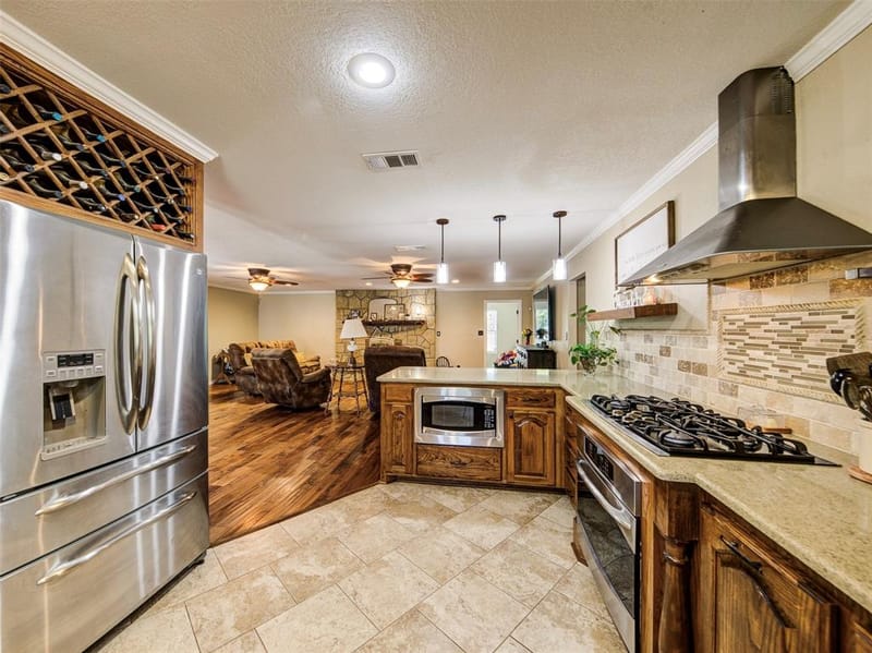 405 N Wickham Street, Alvord TX 76225 - Photo 11
