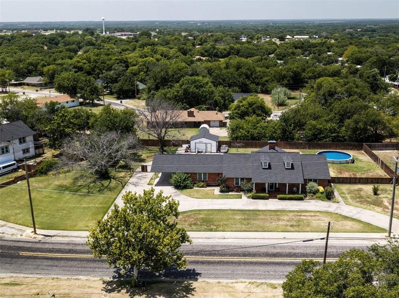 405 N Wickham Street, Alvord TX 76225 - Photo 35