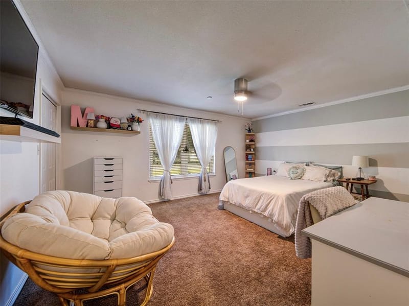 405 N Wickham Street, Alvord TX 76225 - Photo 25