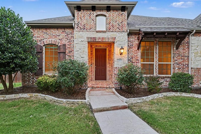 15943 River Glen Drive, Frisco TX 75035 - Photo 2