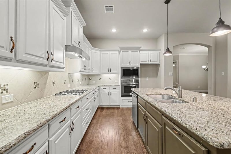 15943 River Glen Drive, Frisco TX 75035 - Photo 12