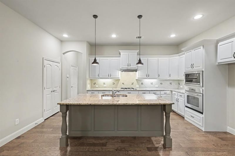 15943 River Glen Drive, Frisco TX 75035 - Photo 10