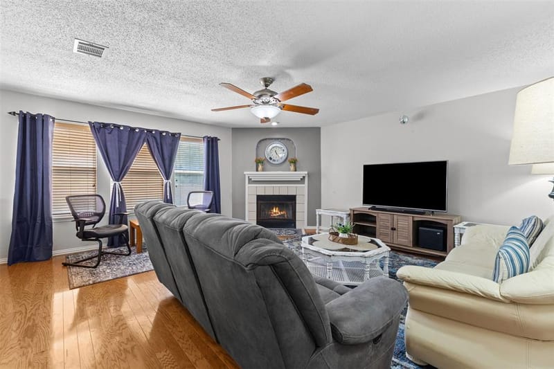 1017 Lake Trail Drive, Little Elm TX 75068 - Photo 6