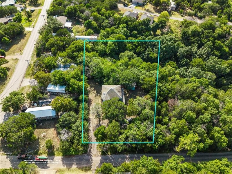 2704 Canyon Trail, Granbury TX 76048 - Photo 34