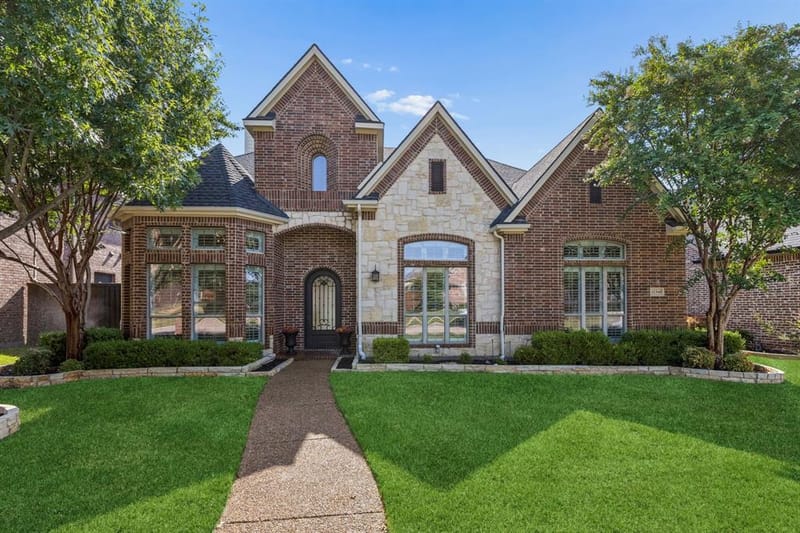 11340 Classic Lane, Frisco TX 75033 - Photo 2