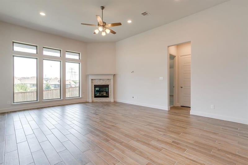5729 Lake Jackson Drive, Fort Worth TX 76126 - Photo 6