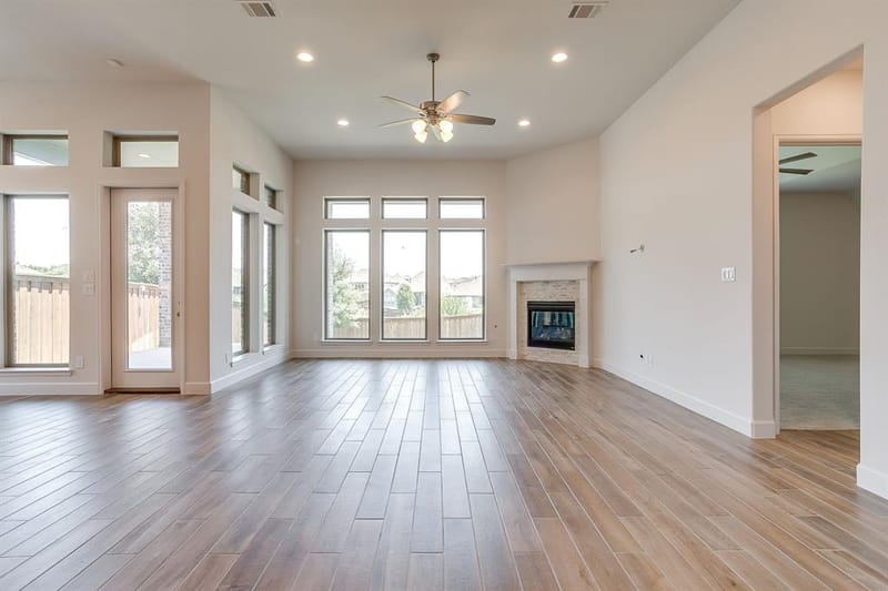 5729 Lake Jackson Drive, Fort Worth TX 76126 - Photo 9