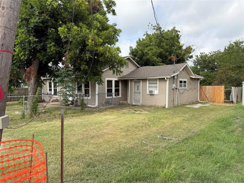267 N Katy Road, Elm Mott TX 76640 - Photo 16
