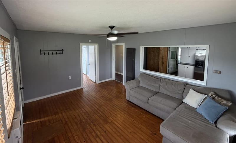 267 N Katy Road, Elm Mott TX 76640 - Photo 3