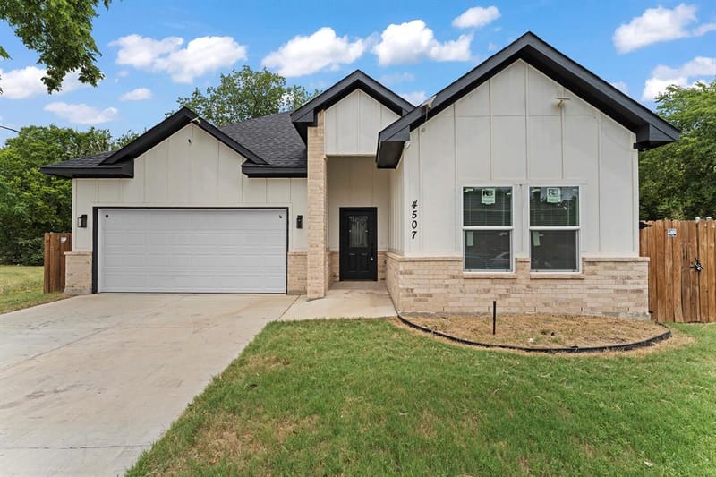 4507 Metropolitan Avenue, Dallas TX 75210