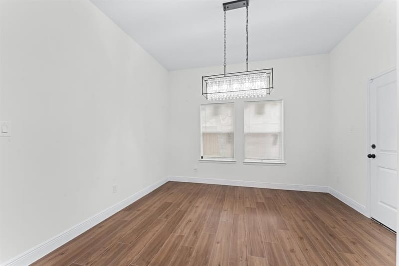 4507 Metropolitan Avenue, Dallas TX 75210 - Photo 8