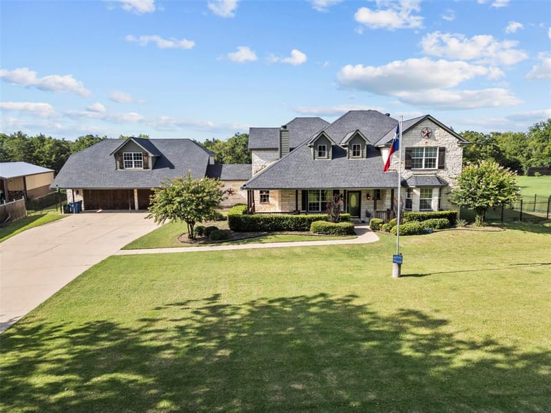 3175 Collins Road, Burleson TX 76028 - Photo 5