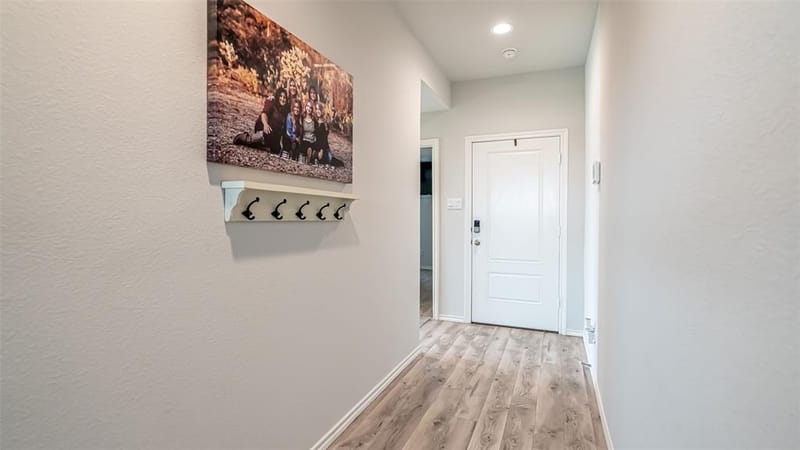 705 Basteen Lane, Justin TX 76247 - Photo 14