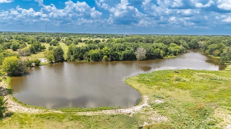 1611 County Road 4104, Greenville TX 75401 - Photo 30