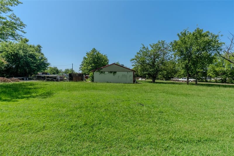 1611 County Road 4104, Greenville TX 75401 - Photo 8