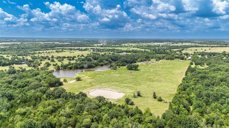 1611 County Road 4104, Greenville TX 75401 - Photo 21
