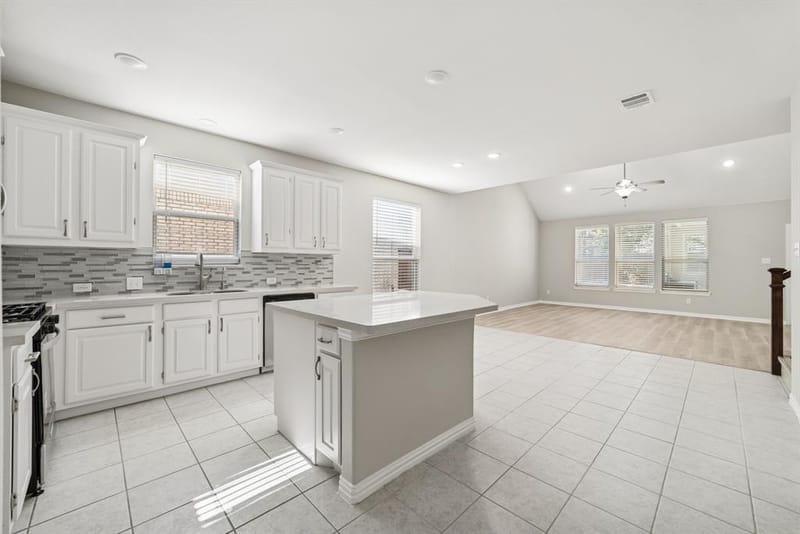 1805 Longwood Lane, Garland TX 75042 - Photo 21