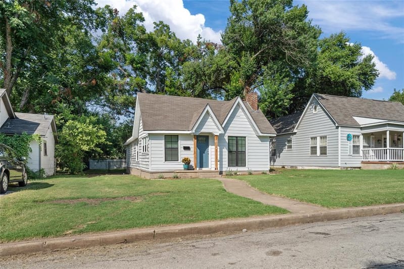 612 N 35th Street, Waco TX 76710 - Photo 2