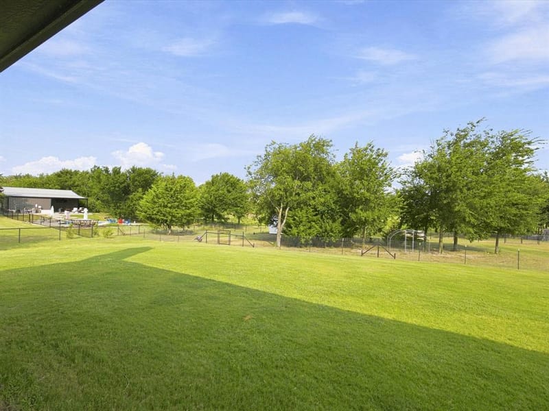 1095 Pioneer Crossing, Weatherford TX 76088 - Photo 33