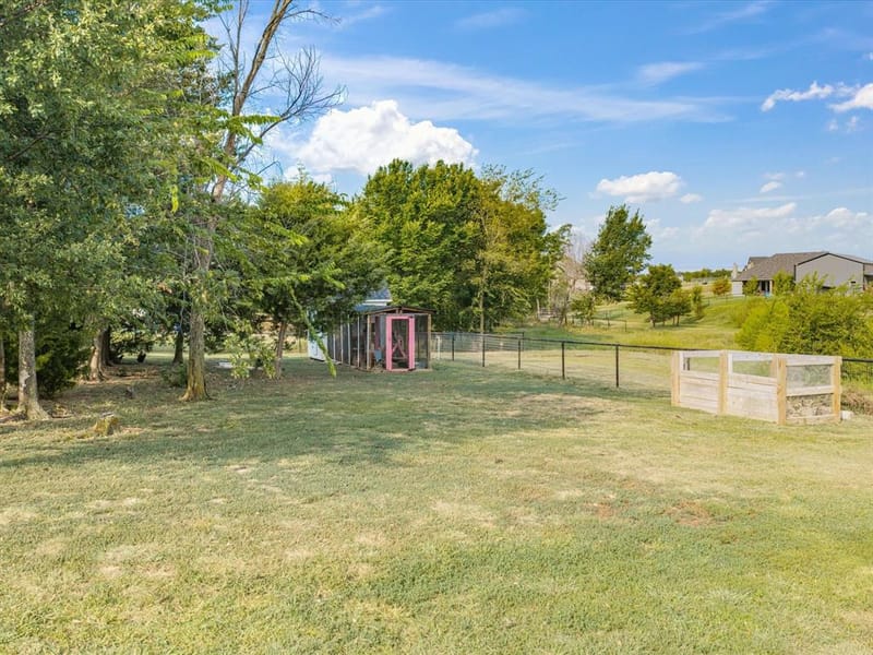 1095 Pioneer Crossing, Weatherford TX 76088 - Photo 37