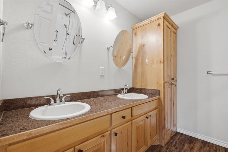 114 Wade Street, Whitesboro TX 76273 - Photo 8