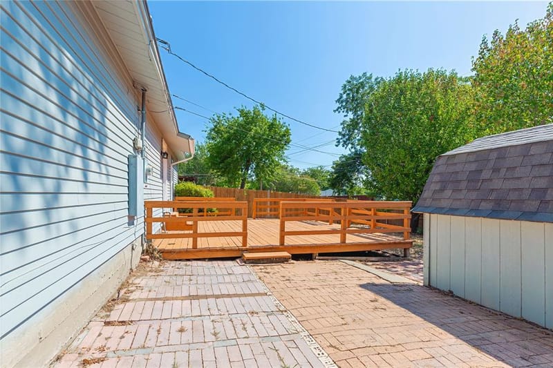 12156 Dandridge Drive, Dallas TX 75243 - Photo 33