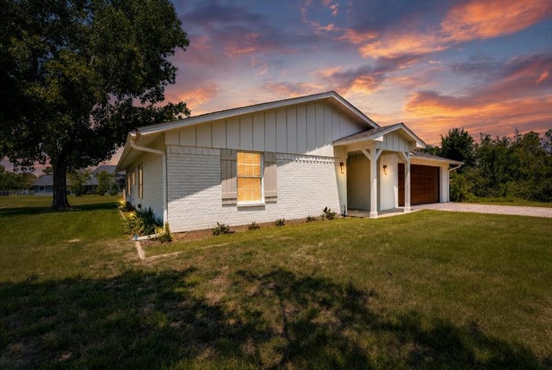 104 Pontiac Drive, Lake Kiowa TX 76240 - Photo 40