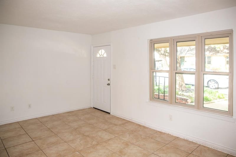 13552 Waterfall Way, Dallas TX 75240 - Photo 4