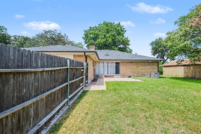 914 Bromwich Street, Garland TX 75040 - Photo 24