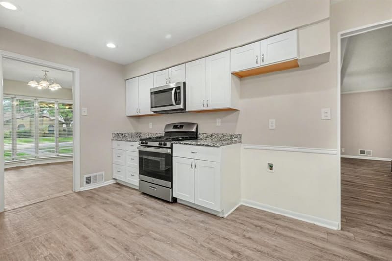 914 Bromwich Street, Garland TX 75040 - Photo 10