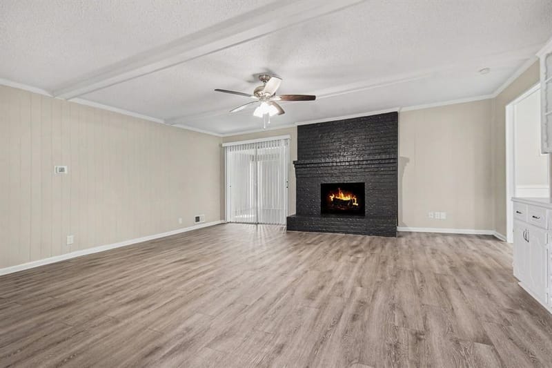 914 Bromwich Street, Garland TX 75040 - Photo 4