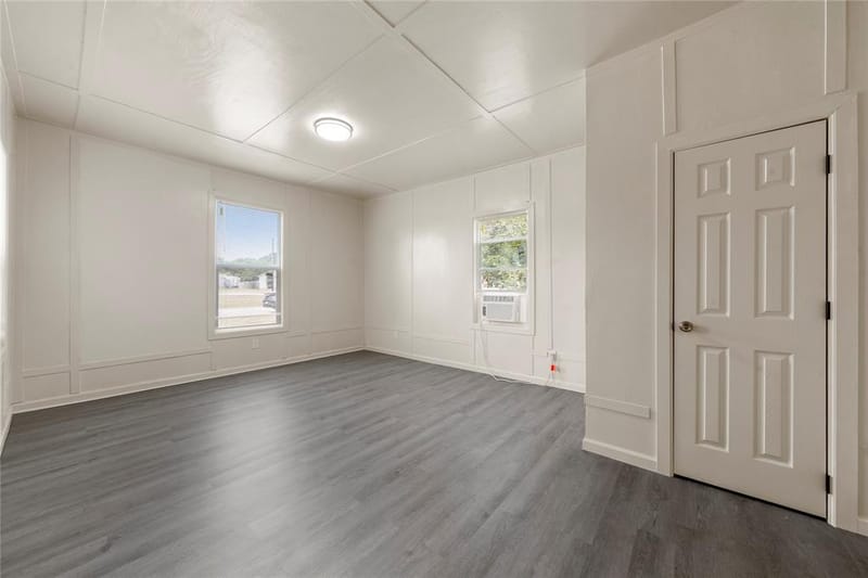 404 Eagle Drive, Eddy TX 76524 - Photo 5