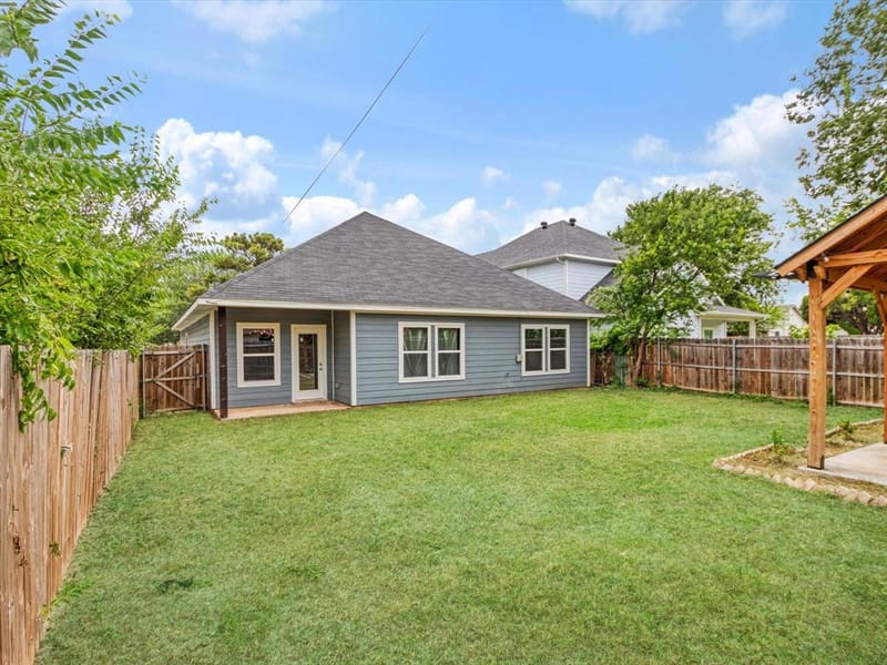 5832 Humbert Avenue, Fort Worth TX 76107 - Photo 34
