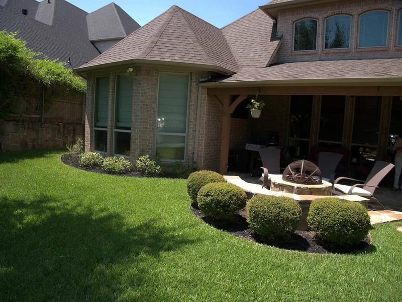 2310 Castle Creek Drive, Mansfield TX 76063 - Photo 2