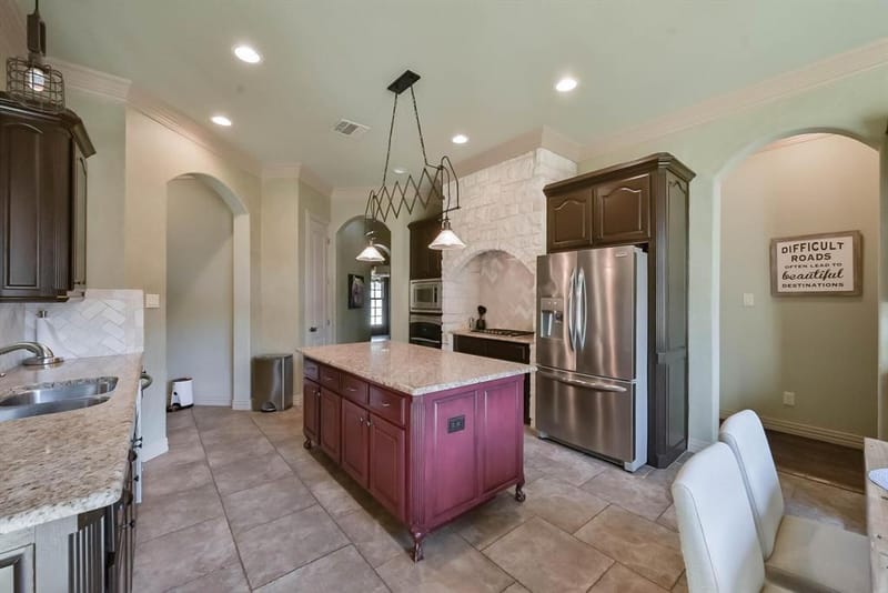 2310 Castle Creek Drive, Mansfield TX 76063 - Photo 17