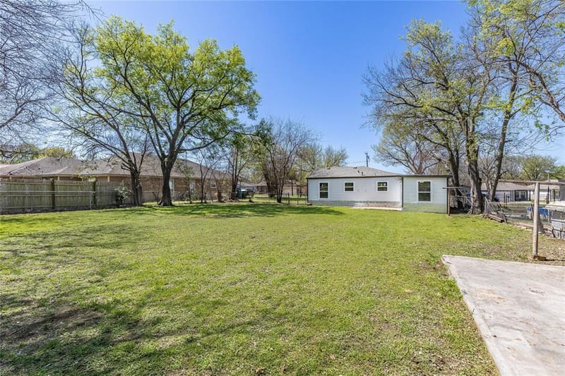 417 N Burdette Avenue, Sherman TX 75090 - Photo 25
